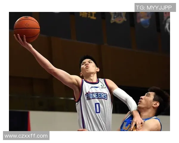 天津先行者外援凯文斯:备战新赛季,为球队争冠努力!