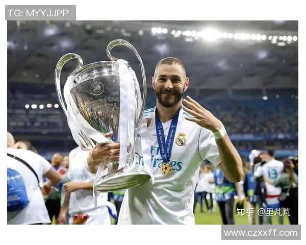 皇马官方宣布续约本泽马至2024年夏天,未来两年星辉闪耀