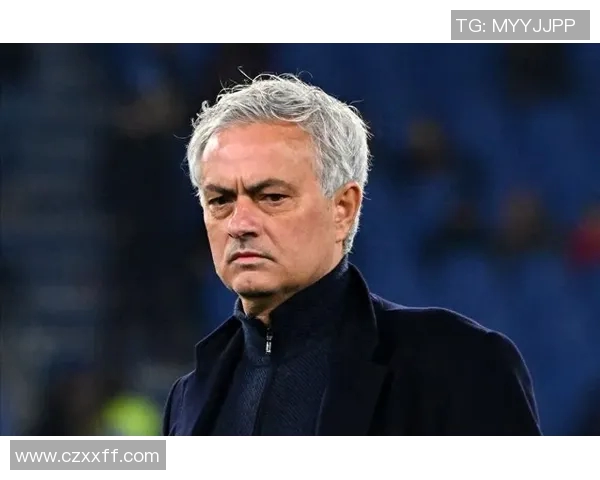 穆里尼奥批评球队表现!曼联主帅表示需全队共同努力